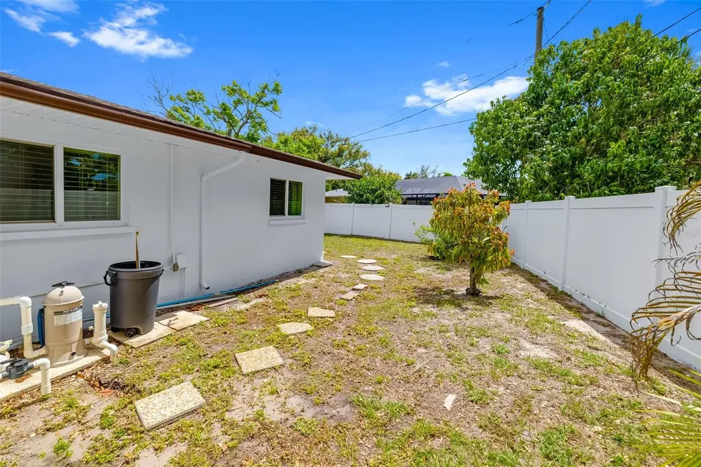 4158 Prudence Drive Sarasota FL 34235