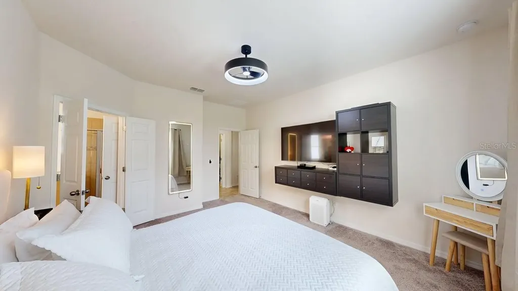 914 Bay Bridge Circle Apopka FL 32703
