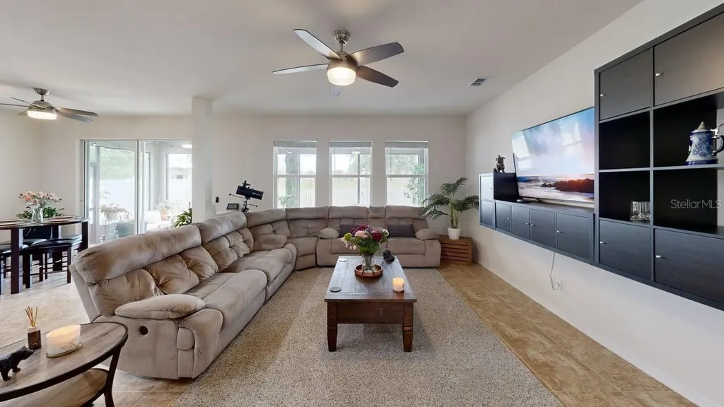 914 Bay Bridge Circle Apopka FL 32703