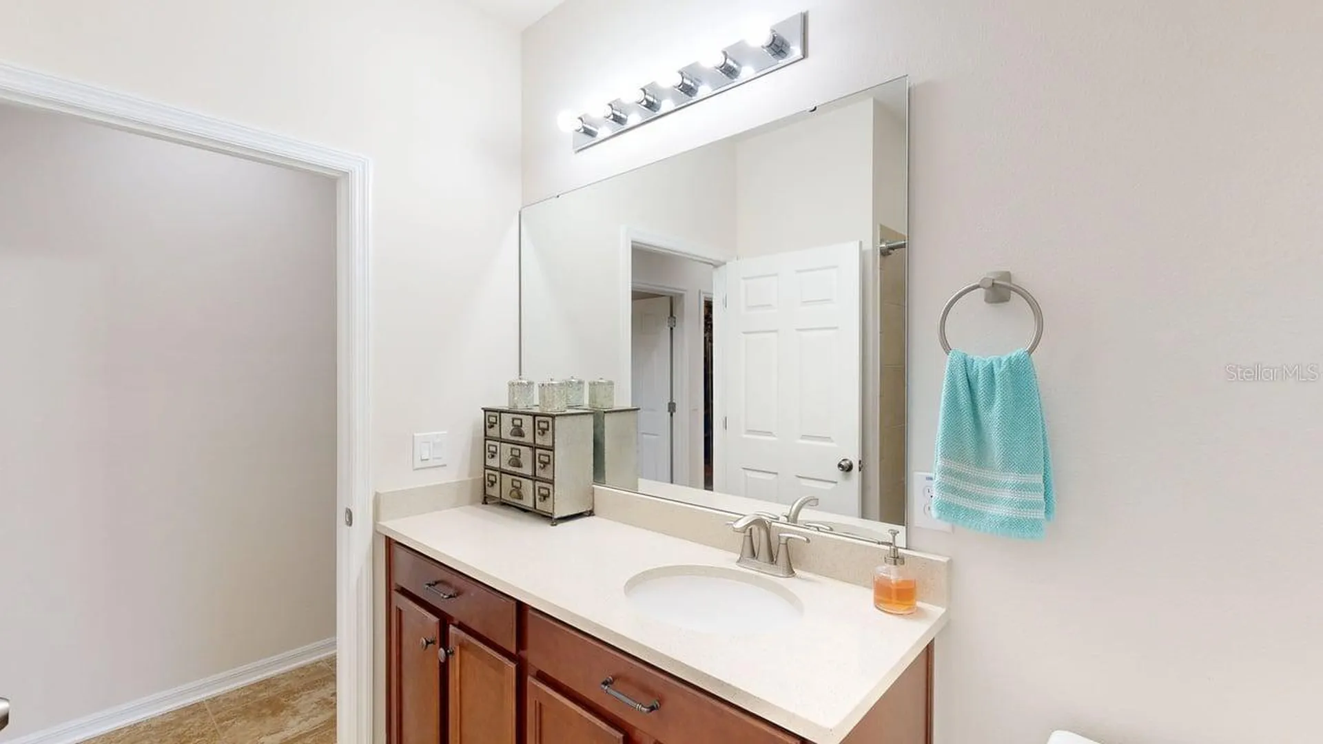 914 Bay Bridge Circle Apopka FL 32703