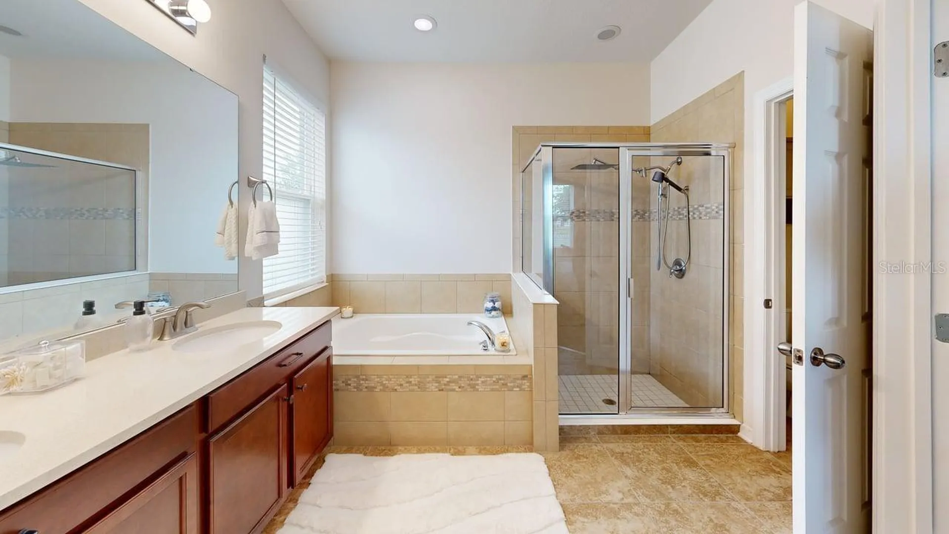 914 Bay Bridge Circle Apopka FL 32703