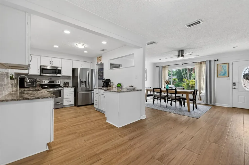 8220 Quail Road Seminole FL 33777