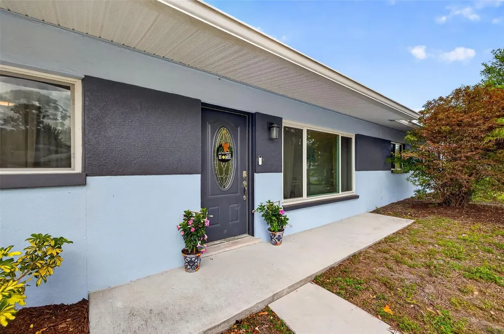 8220 Quail Road Seminole FL 33777
