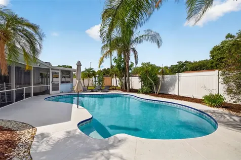 8220 Quail Road Seminole FL 33777