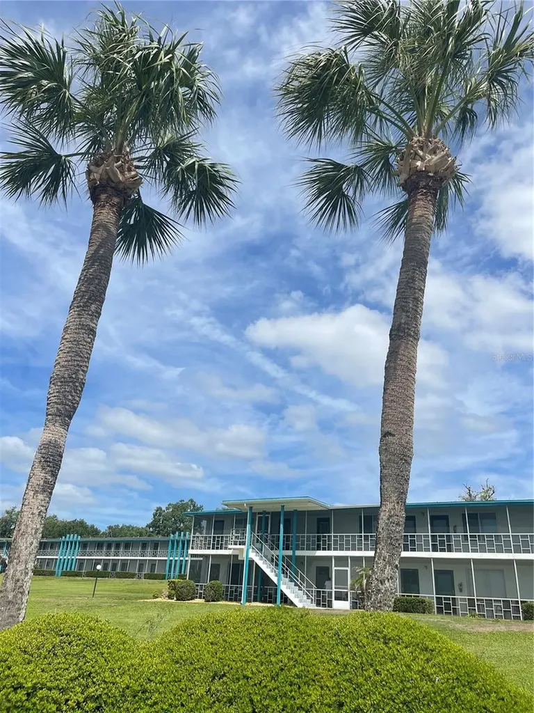 1600 W Lake Parker Drive Lakeland FL 33805
