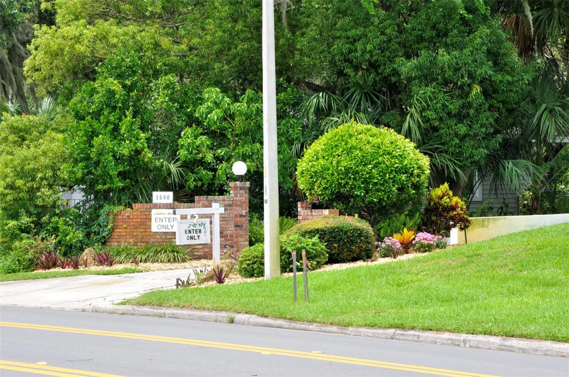 1600 W Lake Parker Drive Lakeland FL 33805