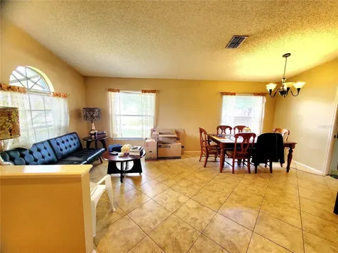 4994 Ridgemoor Circle Palm Harbor FL 34685