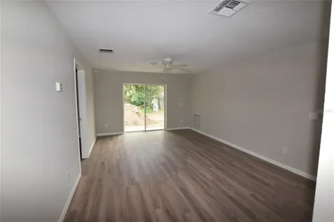 925 E Mcdonald Avenue Eustis FL 32726