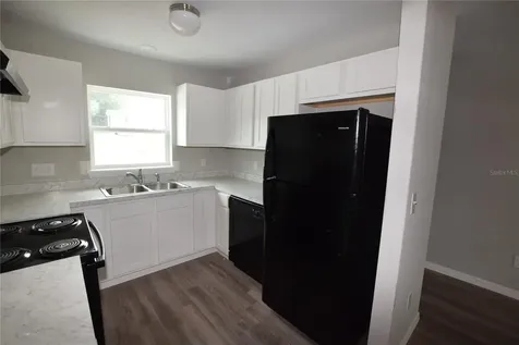 925 E Mcdonald Avenue Eustis FL 32726