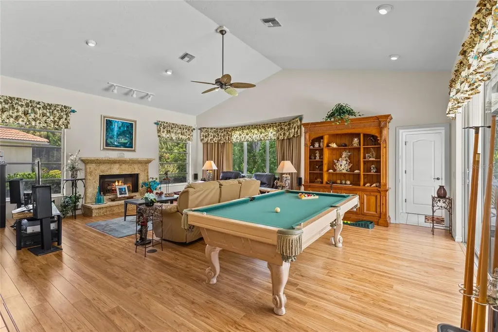 832 Carnoustie Drive Venice FL 34293
