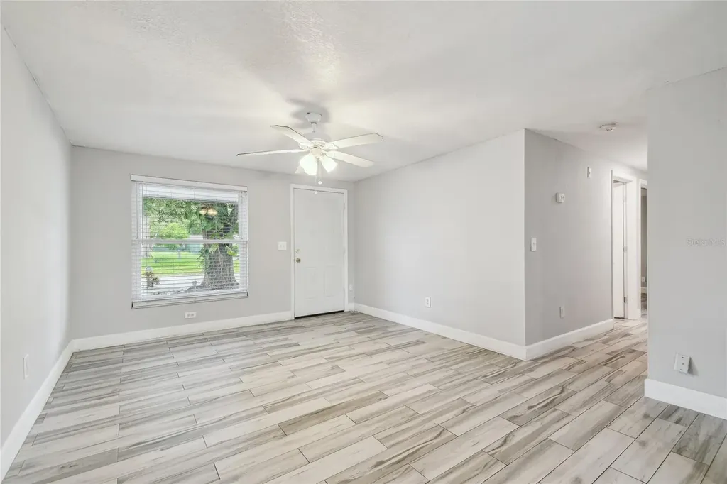 3679 Sugarcreek Drive Tampa FL 33619