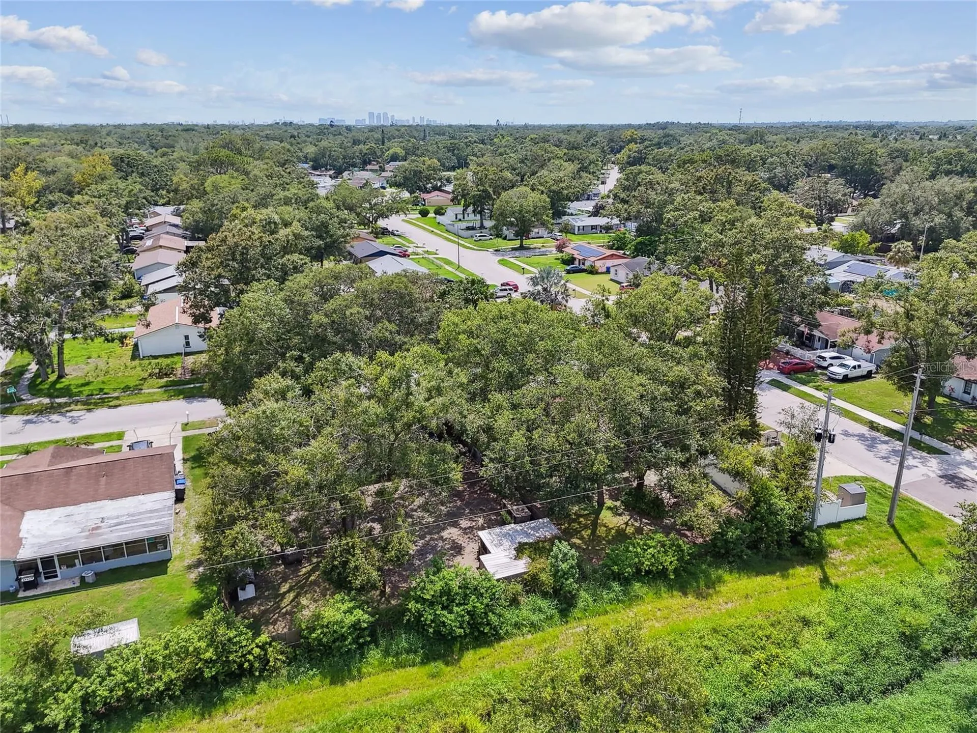 3679 Sugarcreek Drive Tampa FL 33619