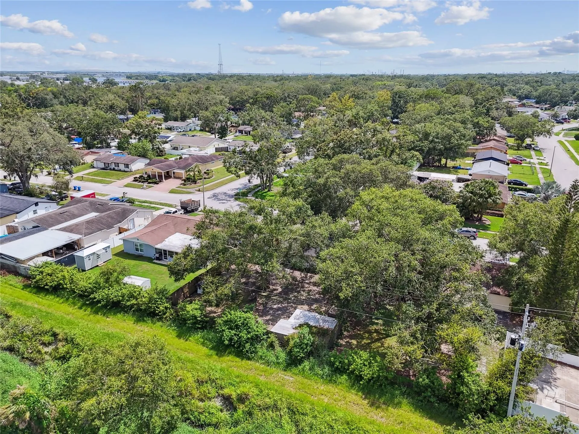 3679 Sugarcreek Drive Tampa FL 33619