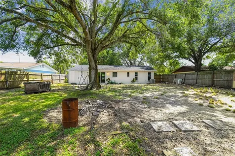 3679 Sugarcreek Drive Tampa FL 33619