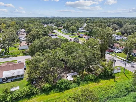 3679 Sugarcreek Drive Tampa FL 33619