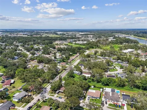 3679 Sugarcreek Drive Tampa FL 33619