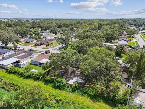 3679 Sugarcreek Drive Tampa FL 33619