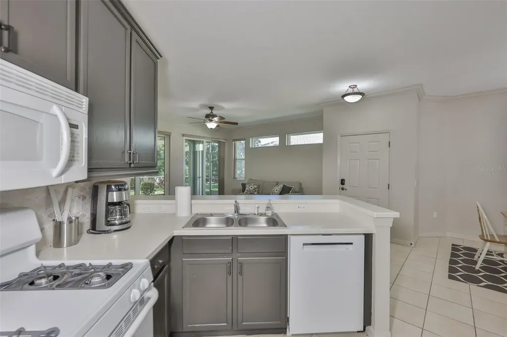 2082 Sifield Greens Way Sun City Center FL 33573
