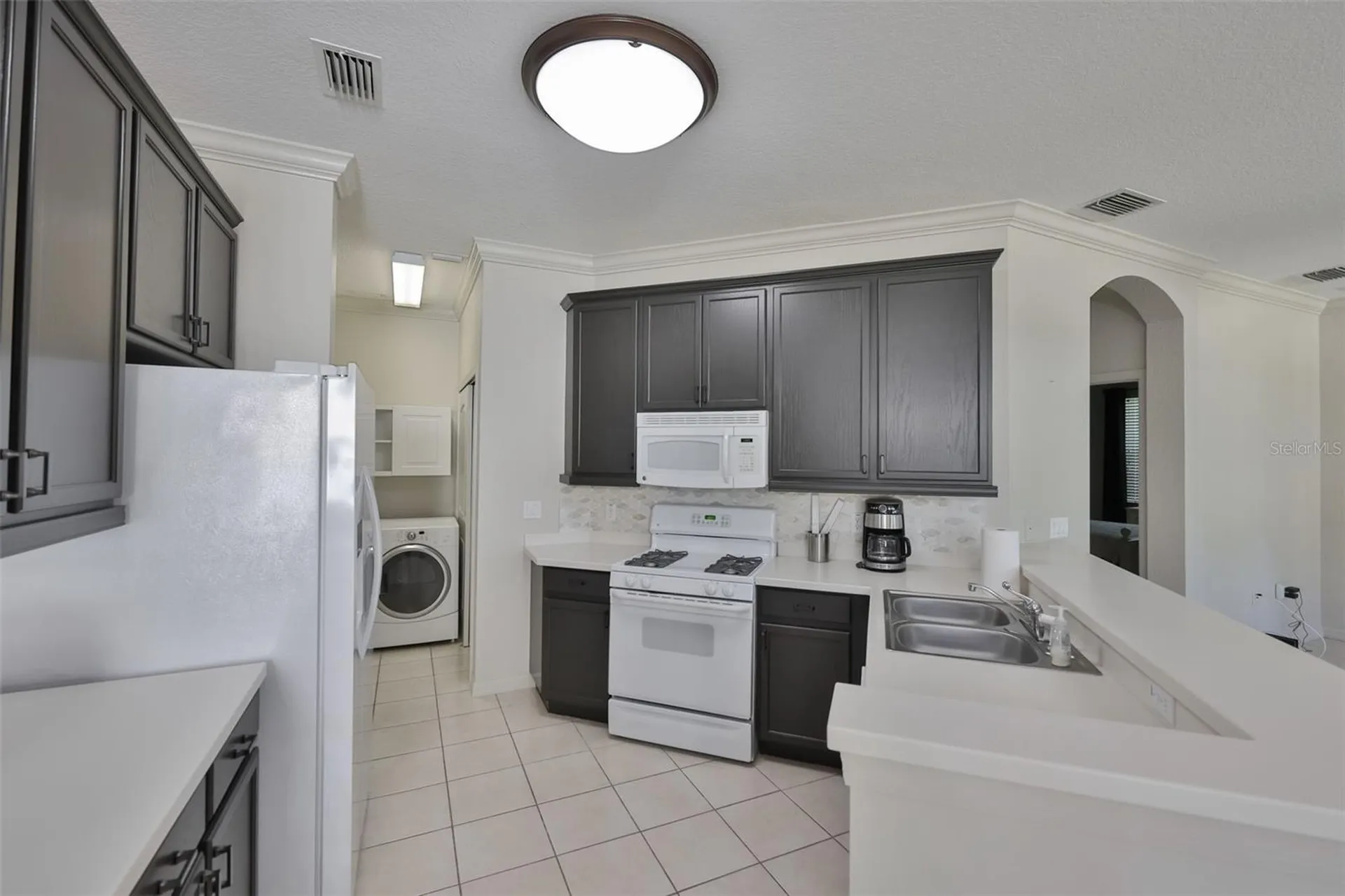2082 Sifield Greens Way Sun City Center FL 33573
