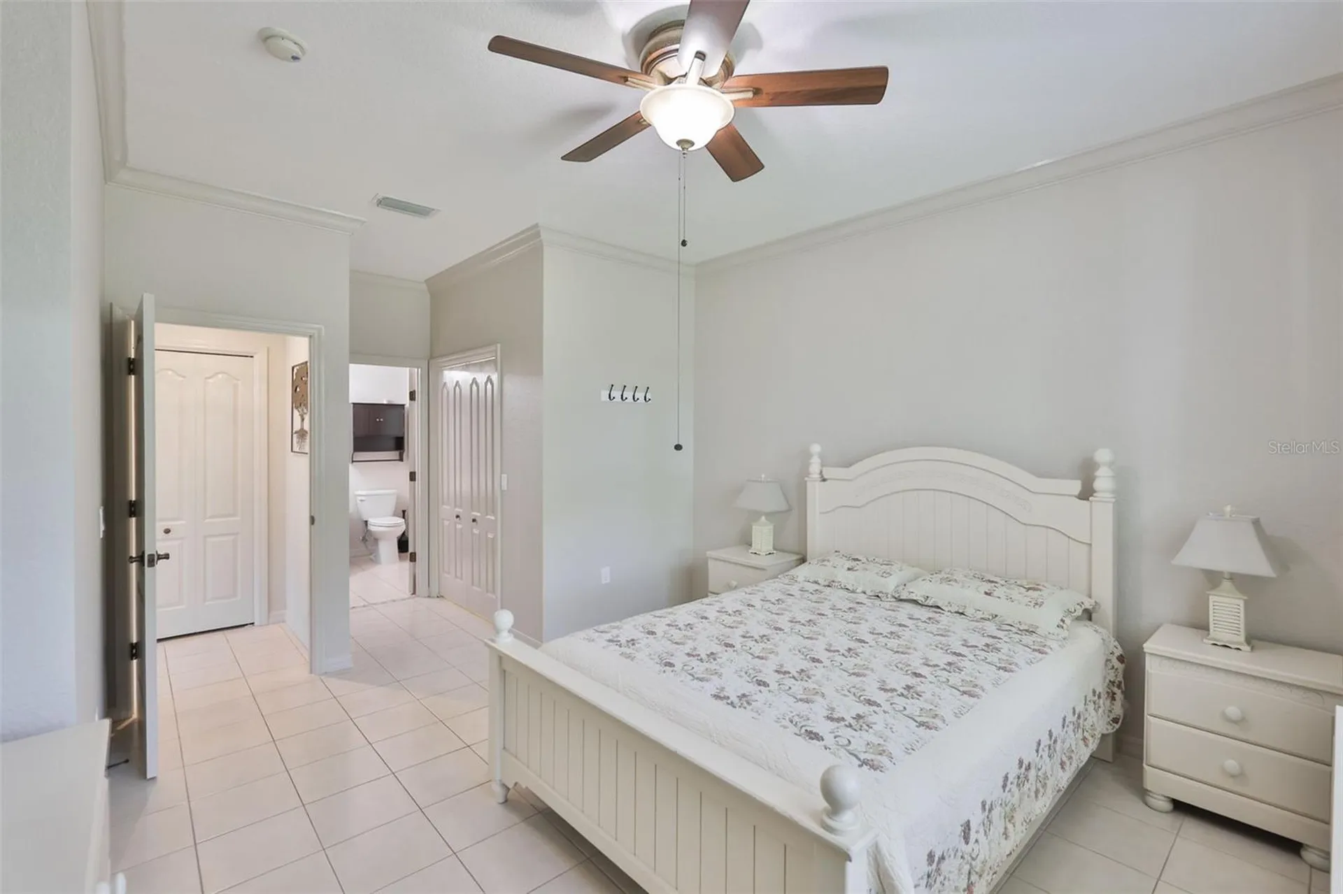 2082 Sifield Greens Way Sun City Center FL 33573