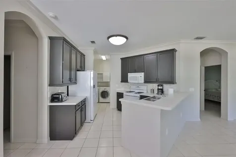 2082 Sifield Greens Way Sun City Center FL 33573