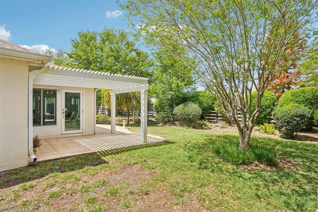 9469 SE 176th Saffold Street The Villages FL 32162