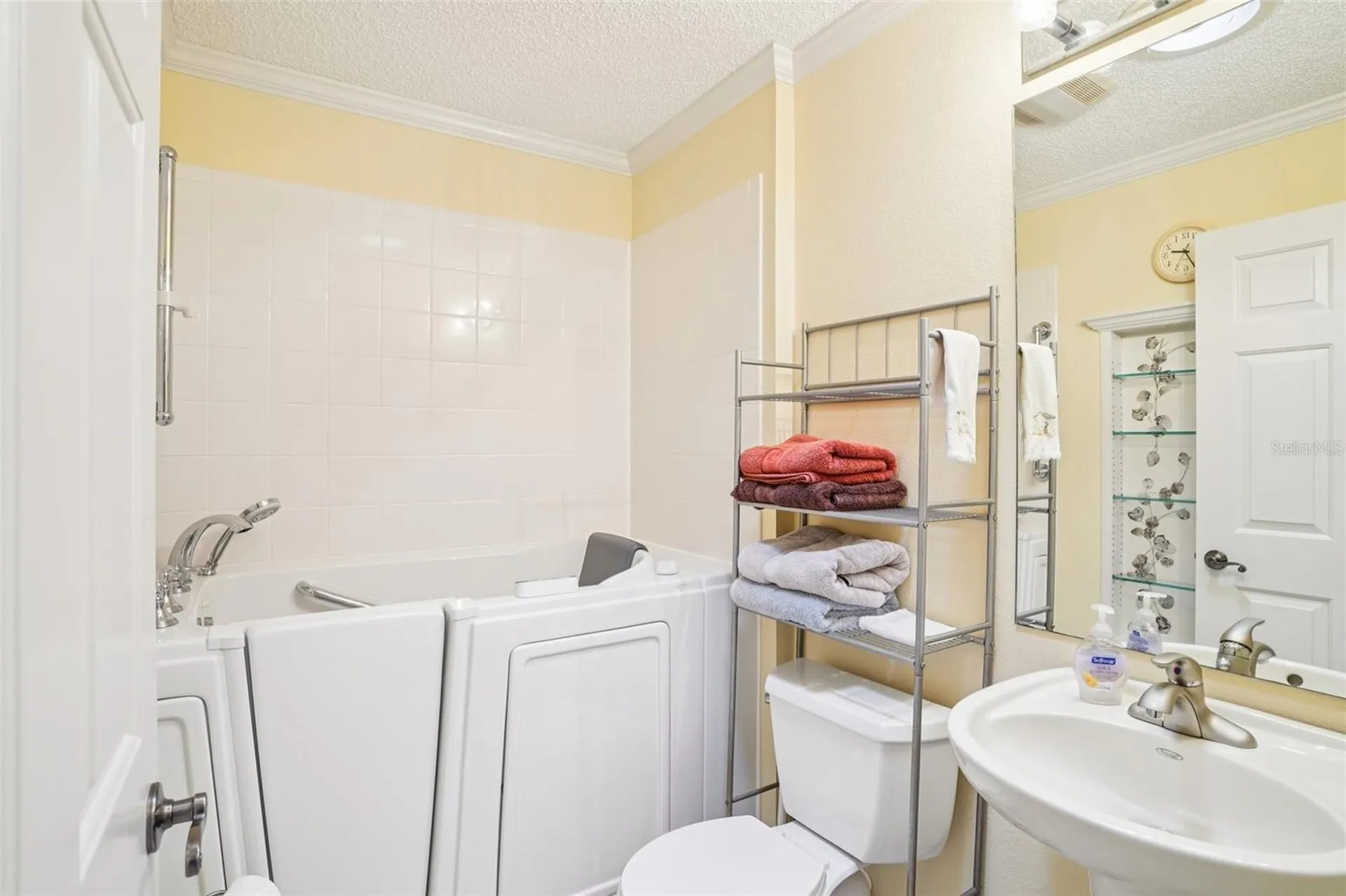 9469 SE 176th Saffold Street The Villages FL 32162