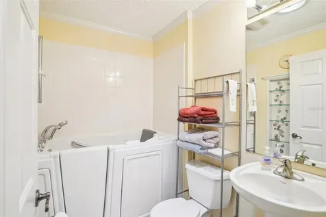 9469 SE 176th Saffold Street The Villages FL 32162