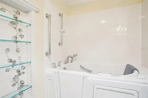 9469 SE 176th Saffold Street The Villages FL 32162