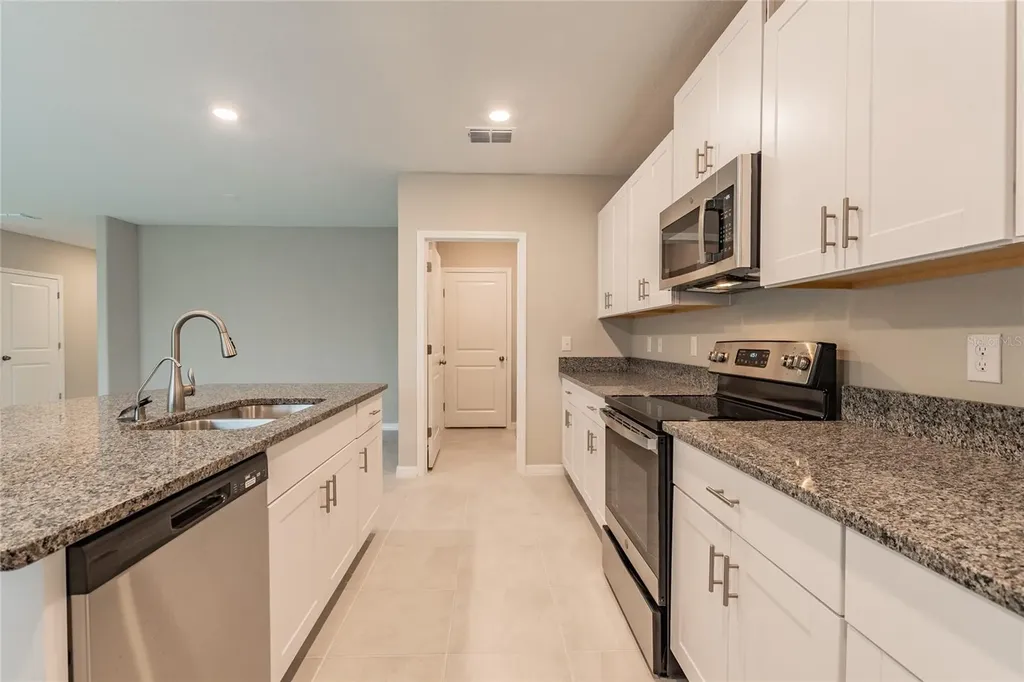 15515 Peace River Place Sun City Center FL 33573