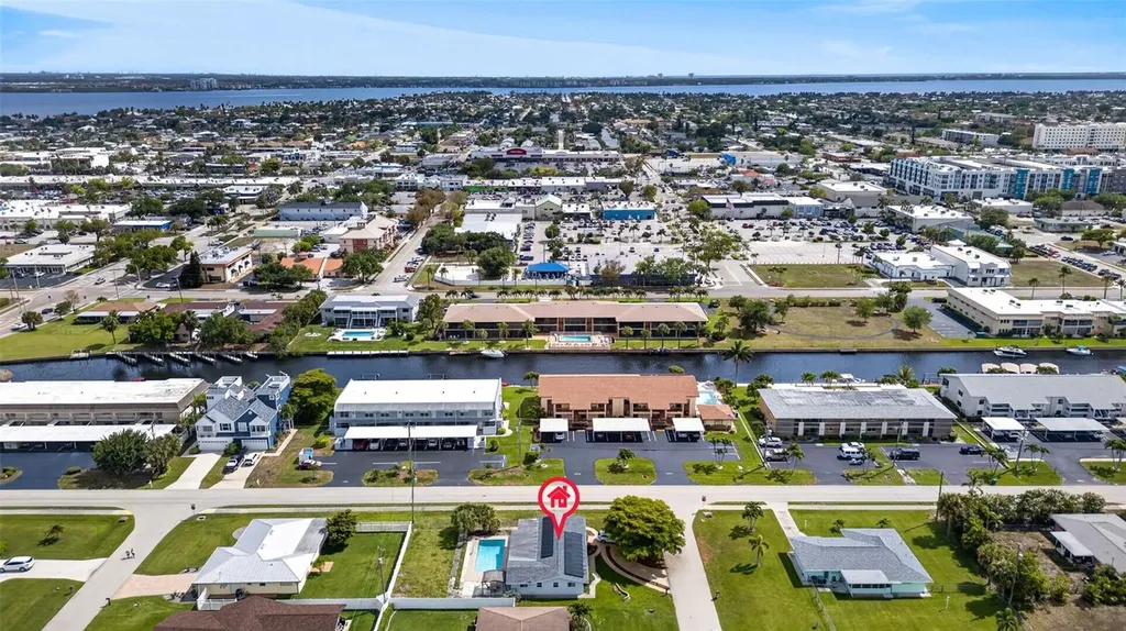 4547 SE 11th Avenue Cape Coral FL 33904