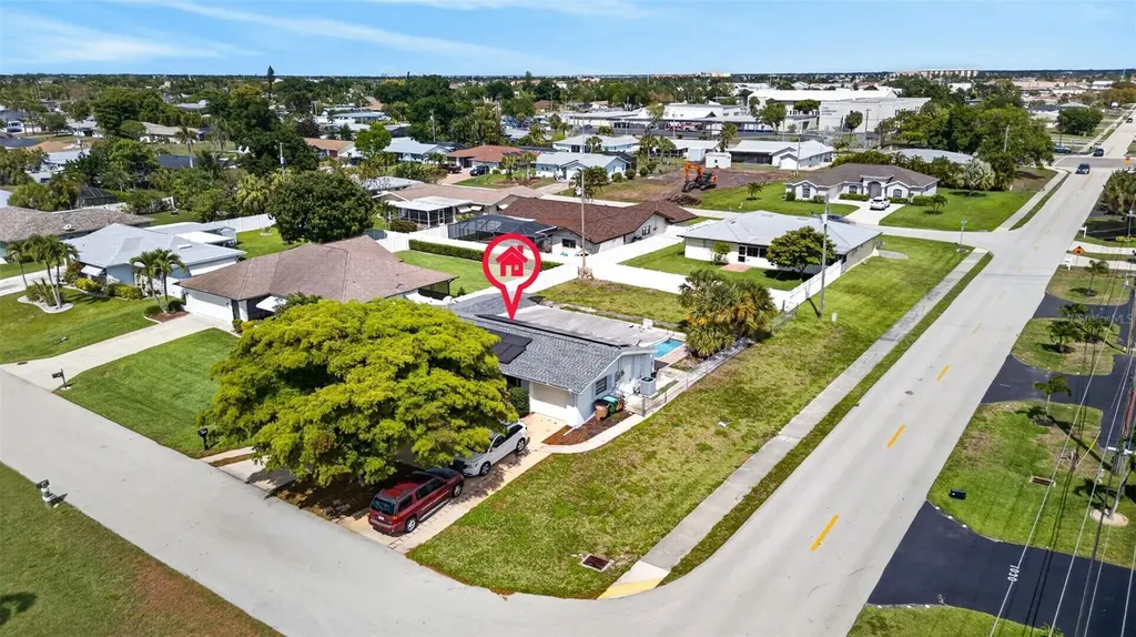 4547 SE 11th Avenue Cape Coral FL 33904