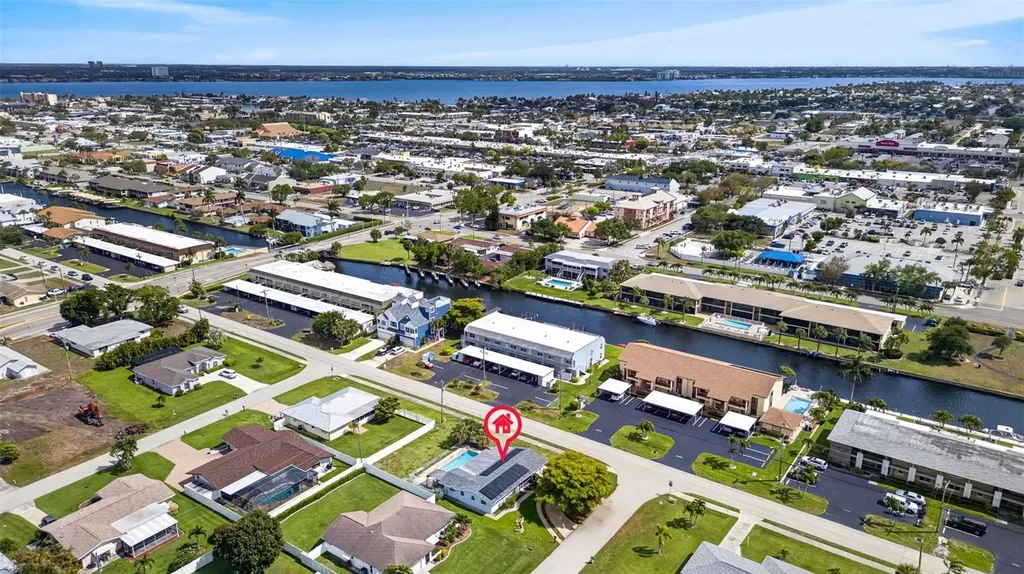 4547 SE 11th Avenue Cape Coral FL 33904