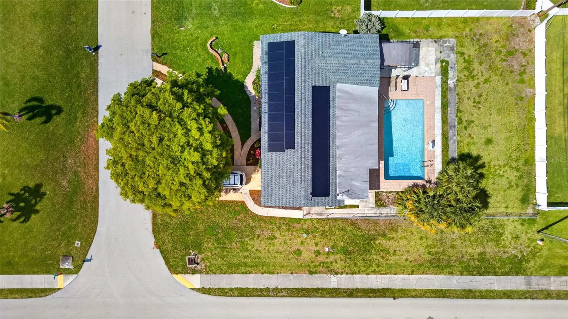 4547 SE 11th Avenue Cape Coral FL 33904