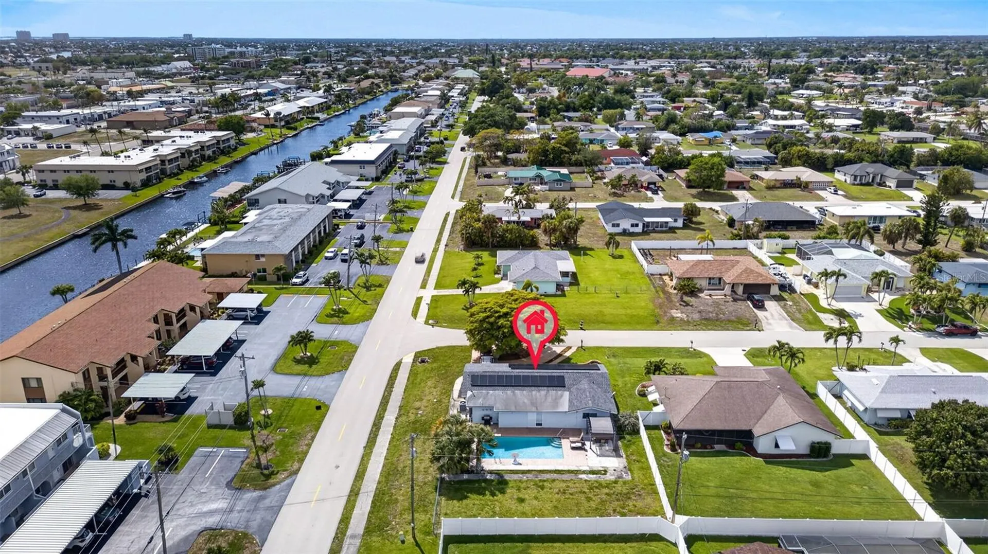 4547 SE 11th Avenue Cape Coral FL 33904