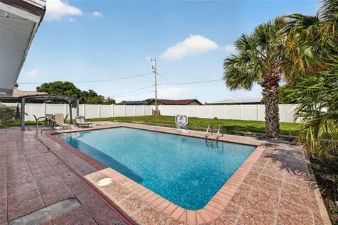 4547 SE 11th Avenue Cape Coral FL 33904