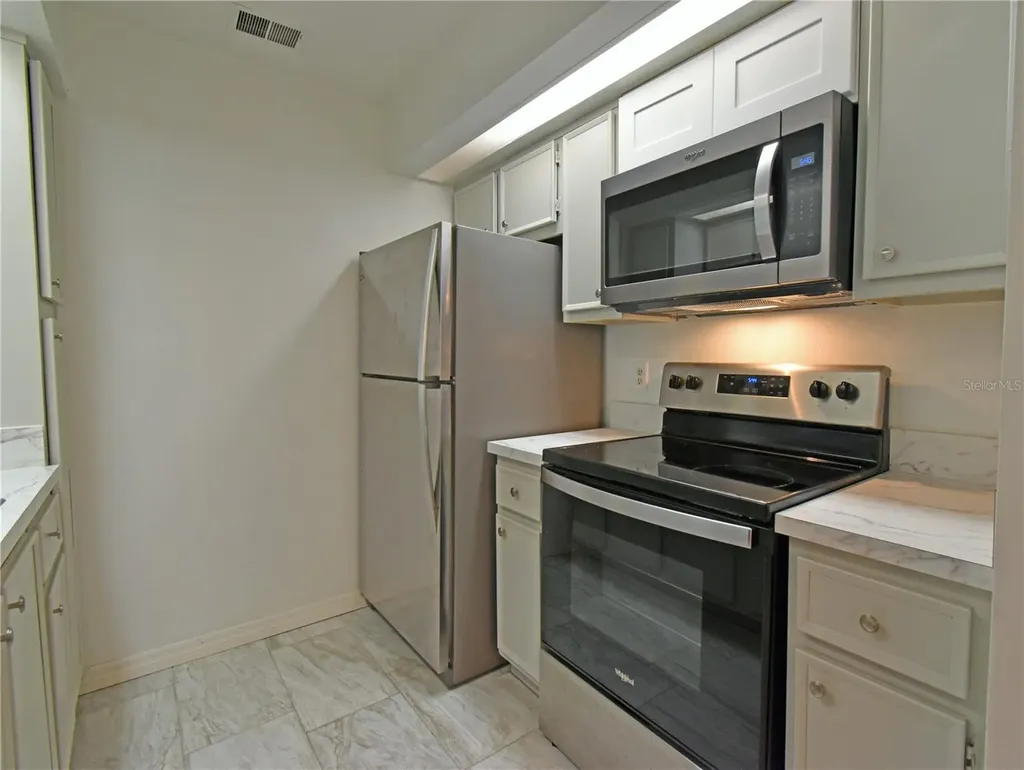 4207 Winding Moss Trail Tampa FL 33613