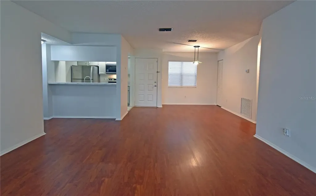 4207 Winding Moss Trail Tampa FL 33613