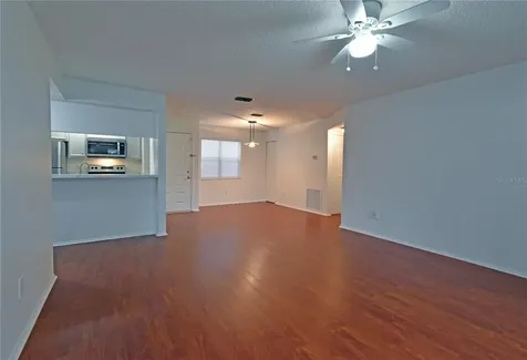 4207 Winding Moss Trail Tampa FL 33613