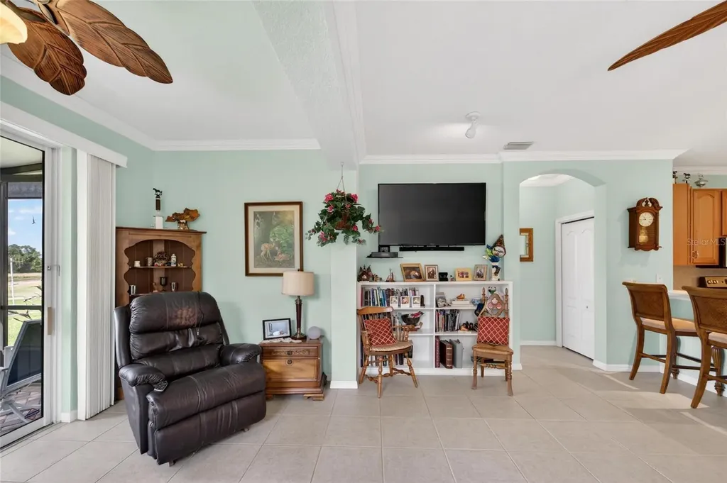 2420 Sifield Greens Way Sun City Center FL 33573