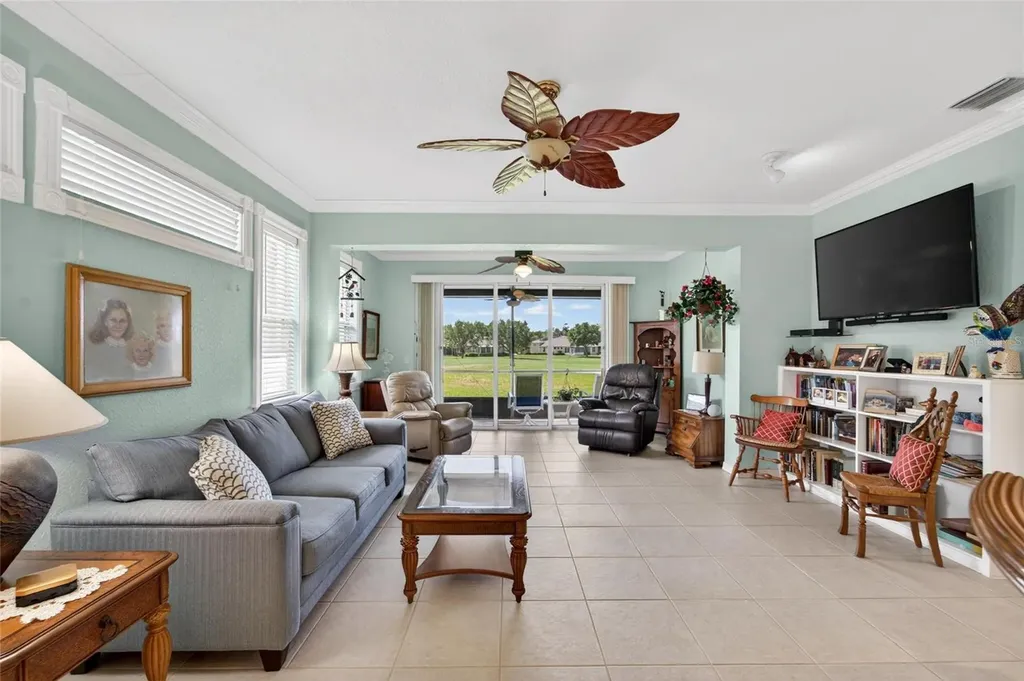 2420 Sifield Greens Way Sun City Center FL 33573