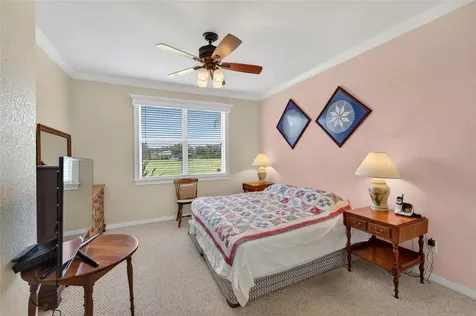 2420 Sifield Greens Way Sun City Center FL 33573