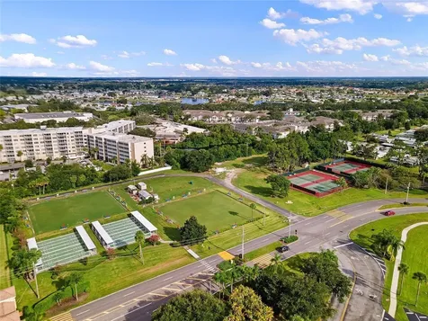 2420 Sifield Greens Way Sun City Center FL 33573