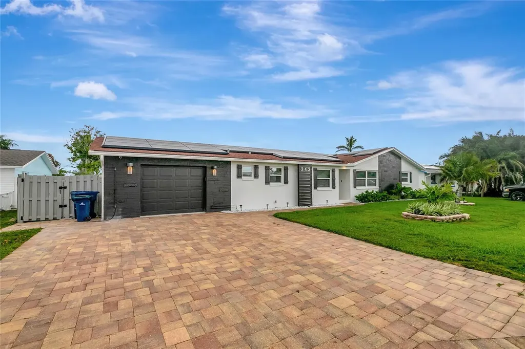 242 176th Avenue E Redington Shores FL 33708