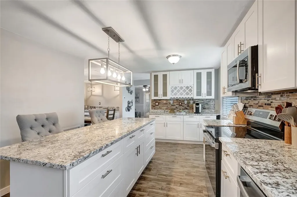 242 176th Avenue E Redington Shores FL 33708