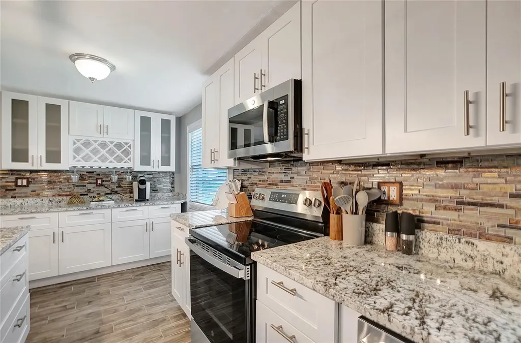 242 176th Avenue E Redington Shores FL 33708