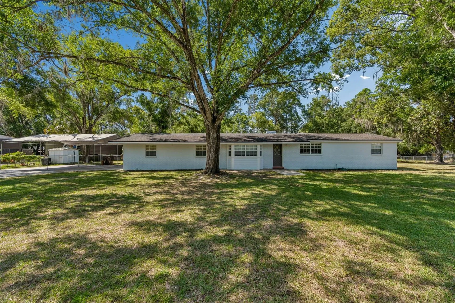 608 Krazy Lane Lutz FL 33548