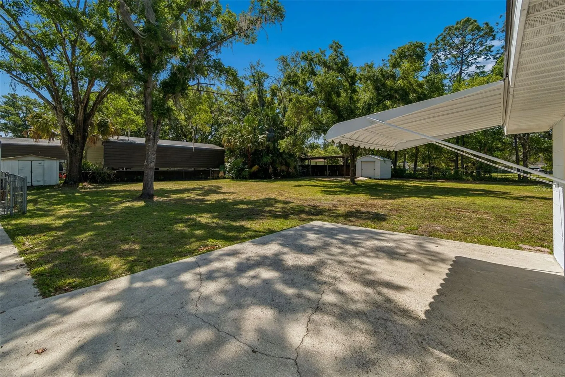 608 Krazy Lane Lutz FL 33548