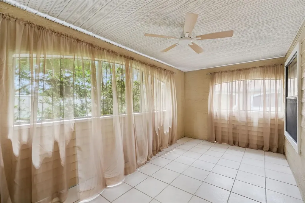 3148 S Semoran Boulevard Orlando FL 32822