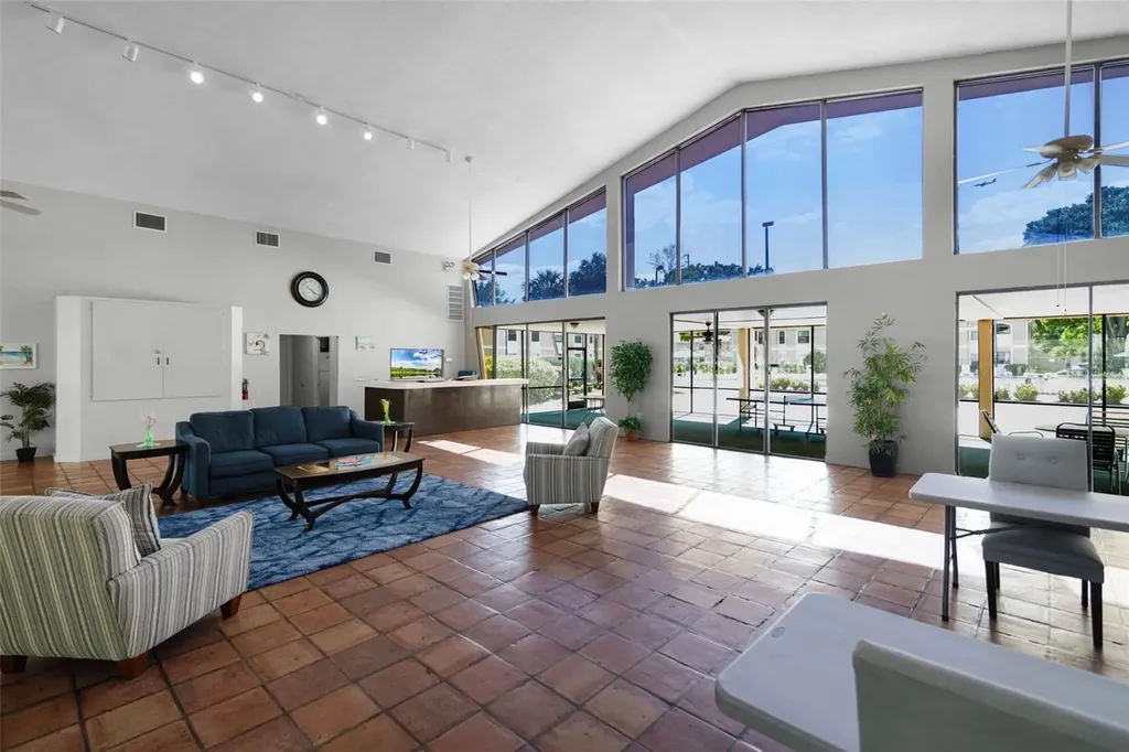 3148 S Semoran Boulevard Orlando FL 32822